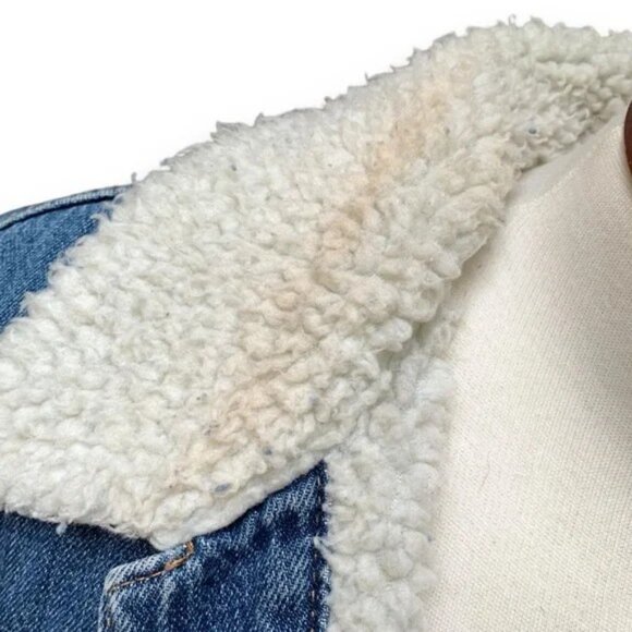 Levi Signature Gold Sherpa Lined Trucker Denim Jean Jacket Men’s size Medium - Picture 10 of 15